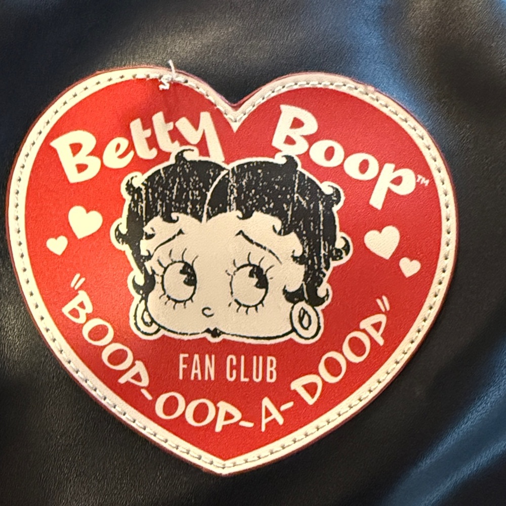 Betty Boop Black and Red Heart-Logo Vintage Shoulder Bag - Picture 5 of 6